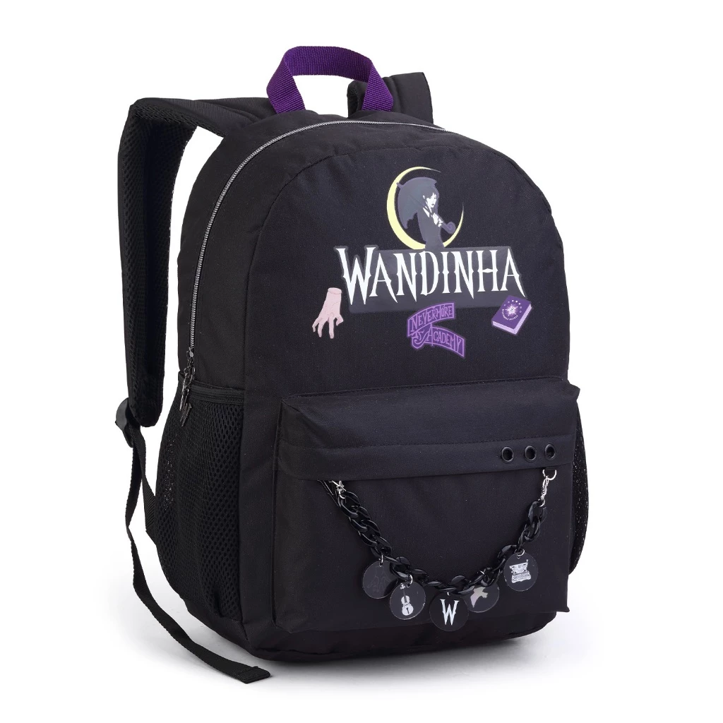 Mochila Wandinha 18" com Corrente